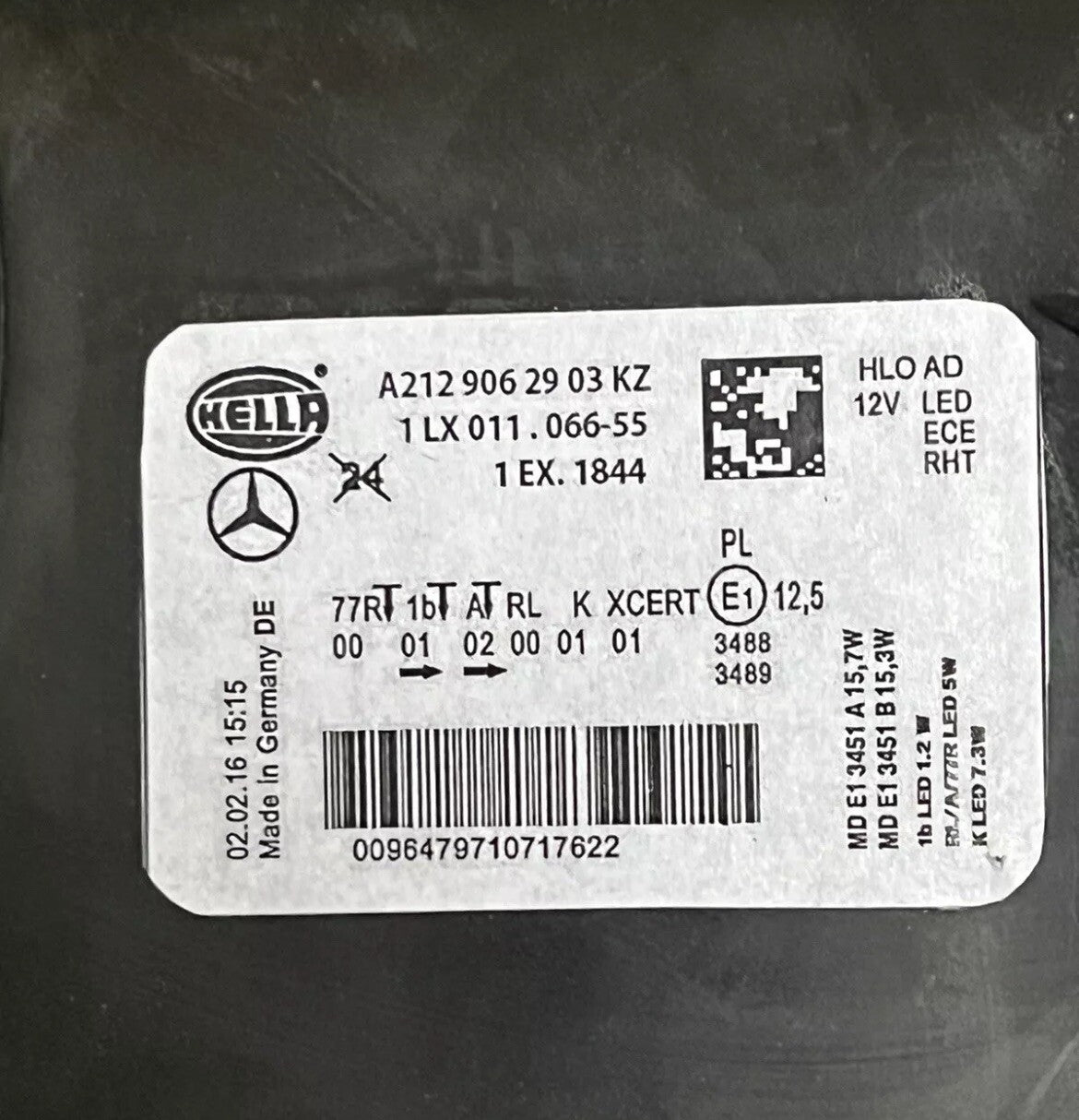 6718188
