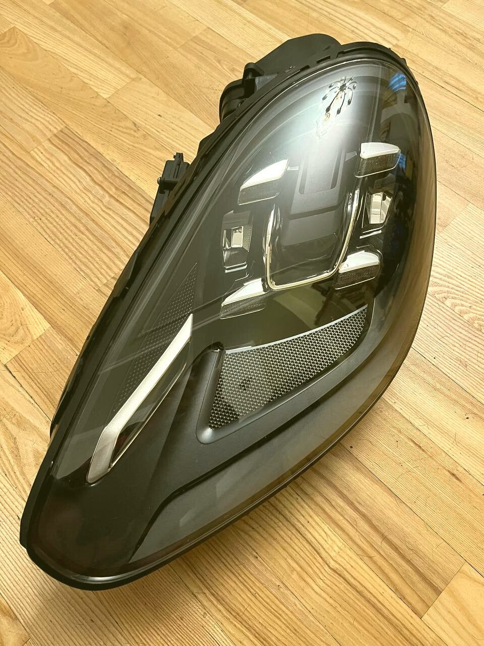 6220938