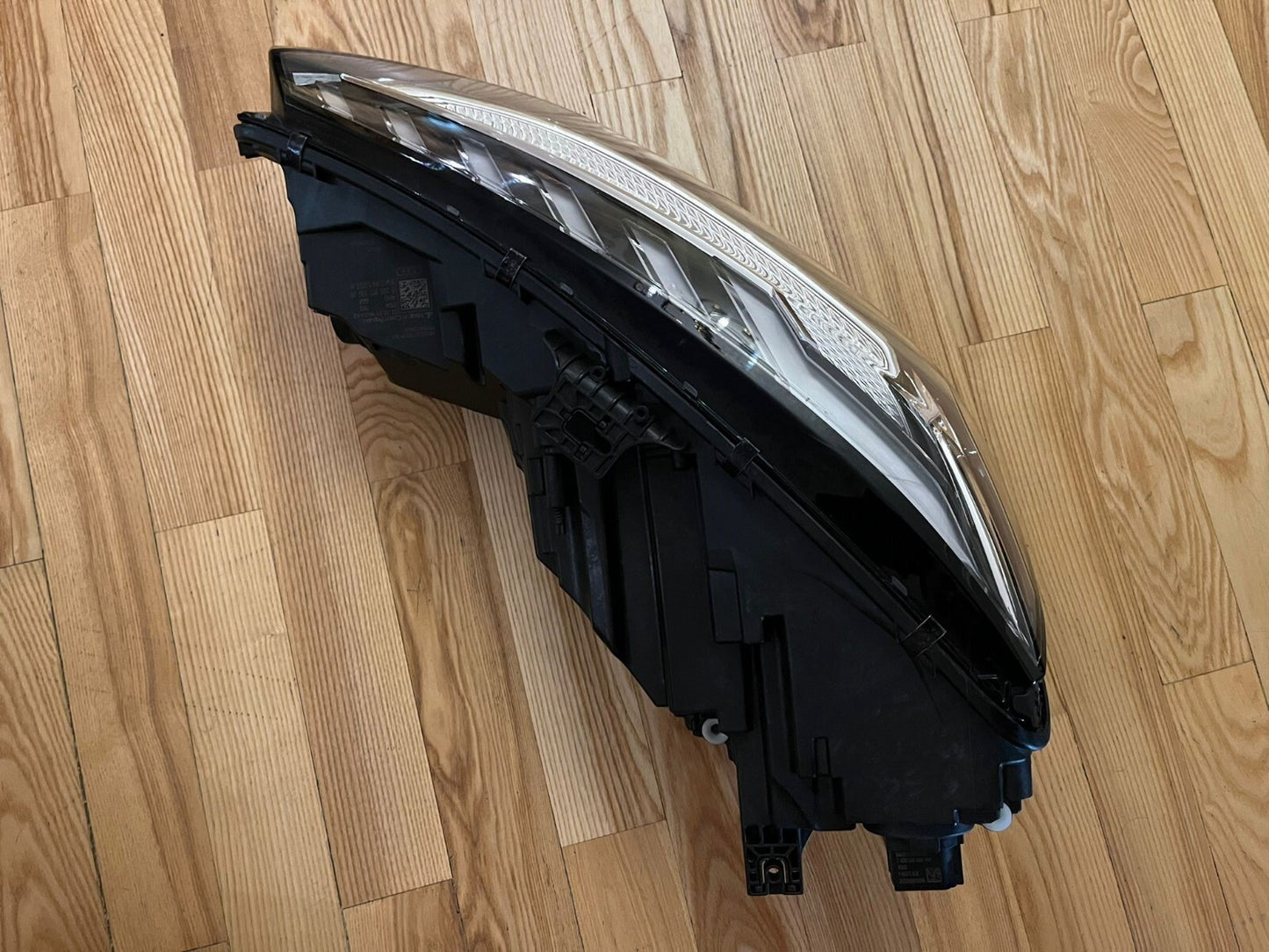 6718101